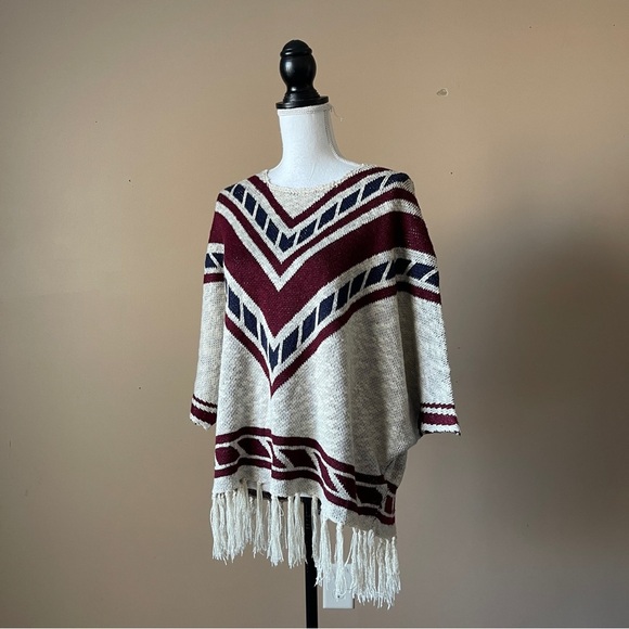 JUST FAB | Knit Dolman Sleeve Fringe Sweater Sz M - Picture 3 of 8
